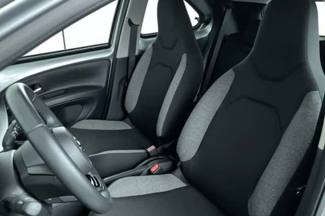 Toyota Aygo X (2022) thumbnail 11