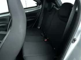 Toyota Aygo X (2022) thumbnail 23