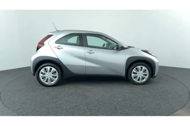 Toyota Aygo X (2022) thumbnail 6