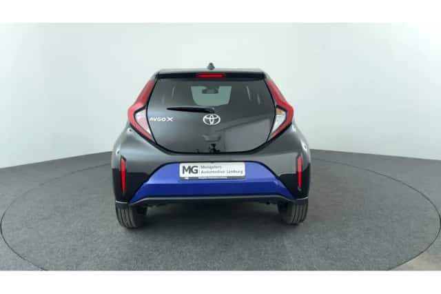 Toyota Aygo X (2024) thumbnail 4