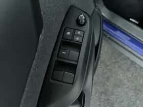 Toyota Yaris Cross (2022) thumbnail 12