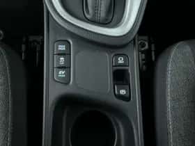 Toyota Yaris Cross (2022) thumbnail 23