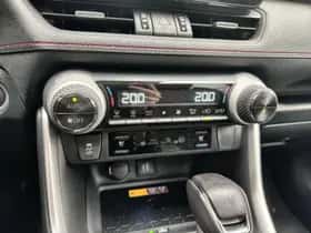 Toyota RAV4 (2025) thumbnail 18