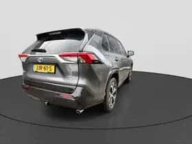 Toyota RAV4 (2025) thumbnail 8