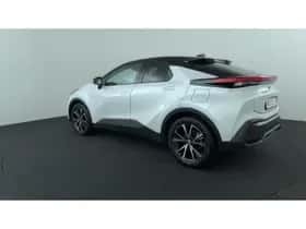Toyota C-HR (2025) thumbnail 3