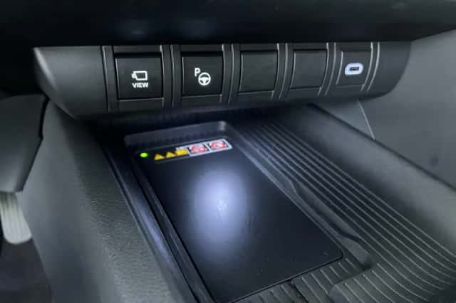 Toyota C-HR (2025) thumbnail 23