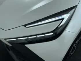 Toyota C-HR (2025) thumbnail 9