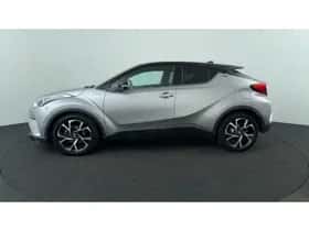 Toyota C-HR (2017) thumbnail 2