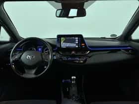 Toyota C-HR (2017) thumbnail 25