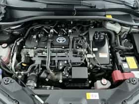 Toyota C-HR (2017) thumbnail 29