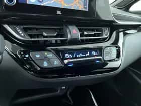 Toyota C-HR (2023) thumbnail 21