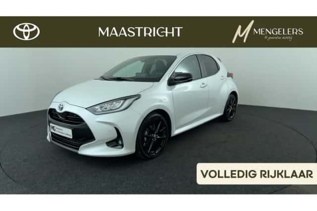 Toyota Yaris (2022) thumbnail 1