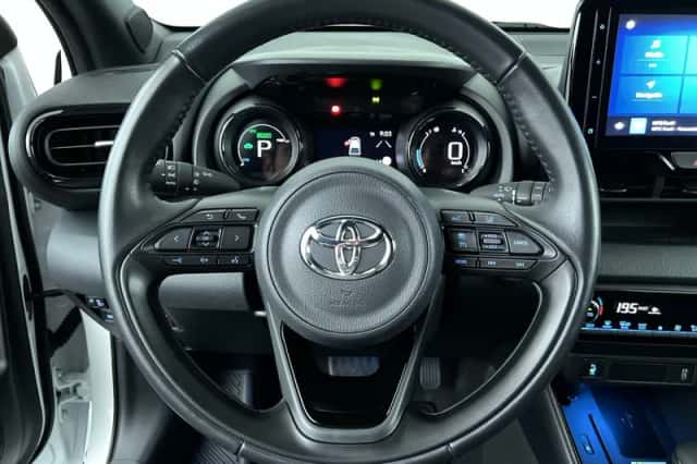 Toyota Yaris (2022) thumbnail 14