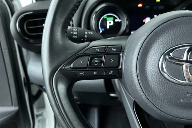 Toyota Yaris (2022) thumbnail 15