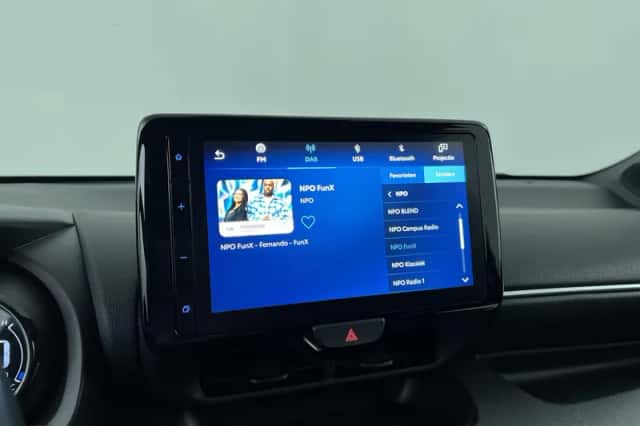 Toyota Yaris (2022) thumbnail 18