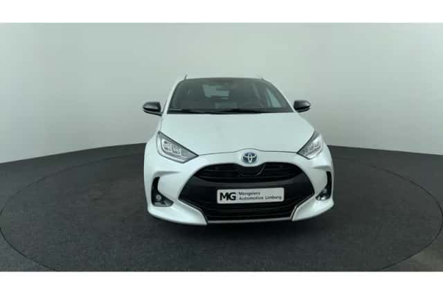 Toyota Yaris (2022) thumbnail 8