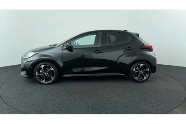 Toyota Yaris (2025) thumbnail 2
