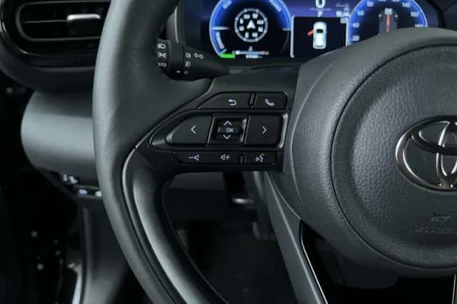 Toyota Yaris (2025) thumbnail 15