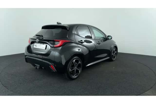 Toyota Yaris (2025) thumbnail 5