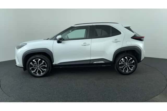 Toyota Yaris Cross (2025) thumbnail 2