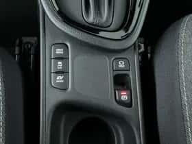Toyota Yaris Cross (2025) thumbnail 23