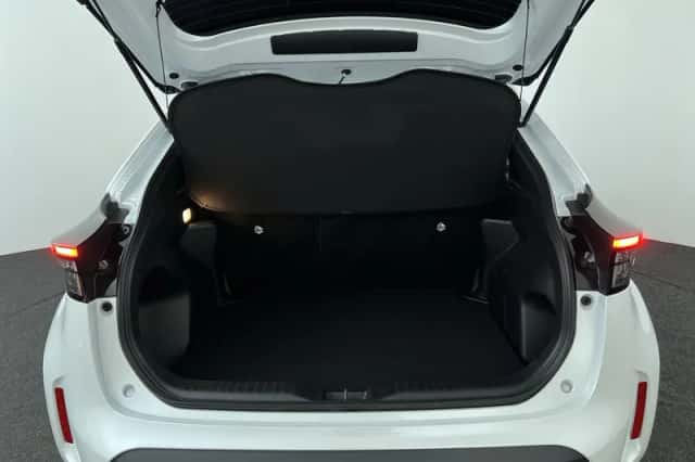 Toyota Yaris Cross (2025) thumbnail 26