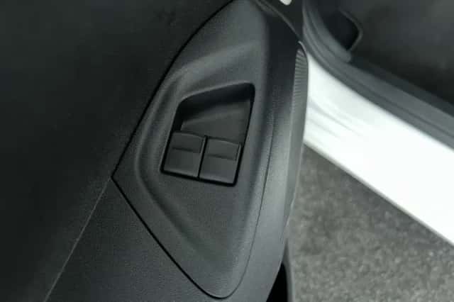 Toyota Aygo (2021) thumbnail 12