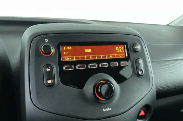 Toyota Aygo (2021) thumbnail 17