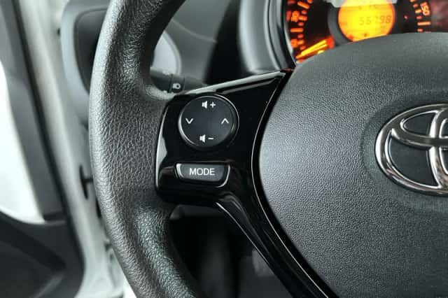 Toyota Aygo (2021) thumbnail 14