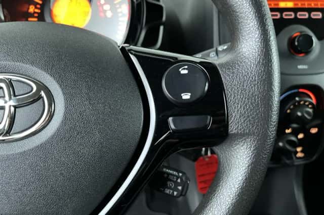 Toyota Aygo (2021) thumbnail 15