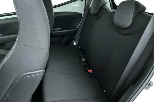 Toyota Aygo (2021) thumbnail 21