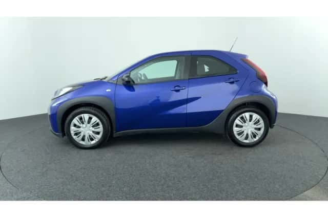 Toyota Aygo X (2023) thumbnail 2