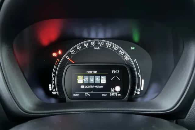 Toyota Aygo X (2023) thumbnail 17