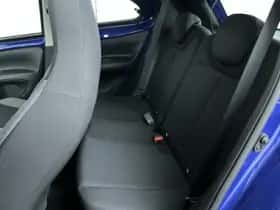 Toyota Aygo X (2023) thumbnail 23