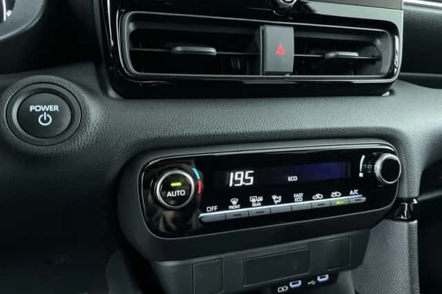 Toyota Yaris (2025) thumbnail 21