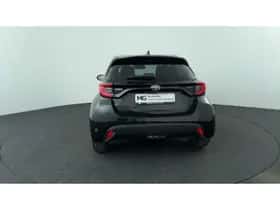 Toyota Yaris (2025) thumbnail 4