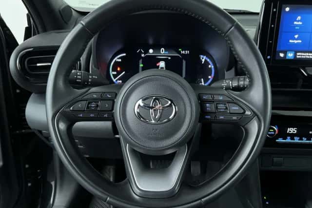 Toyota Yaris Cross (2023) thumbnail 14