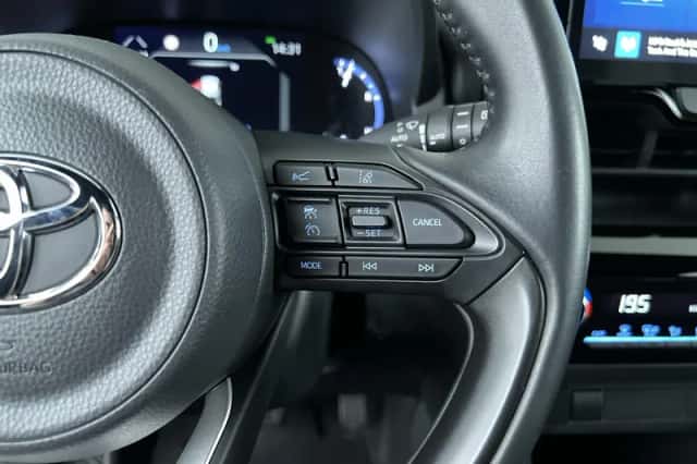 Toyota Yaris Cross (2023) thumbnail 16
