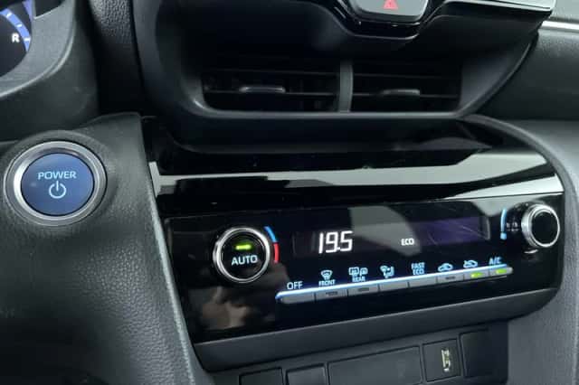 Toyota Yaris Cross (2023) thumbnail 21