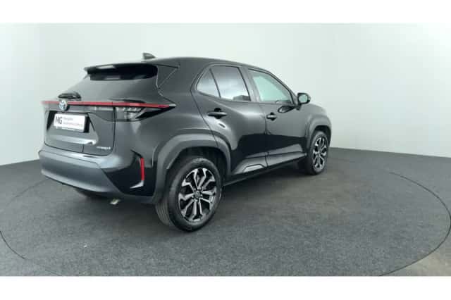 Toyota Yaris Cross (2023) thumbnail 5