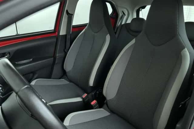 Toyota Aygo (2020) thumbnail 11