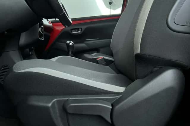Toyota Aygo (2020) thumbnail 13