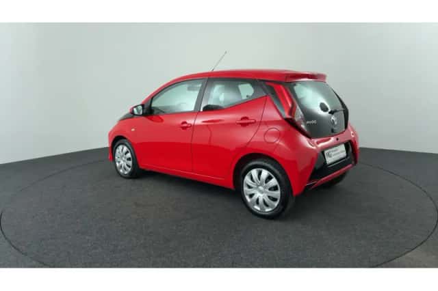 Toyota Aygo (2020) thumbnail 3