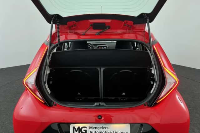 Toyota Aygo (2020) thumbnail 26