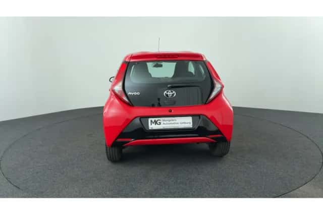 Toyota Aygo (2020) thumbnail 4