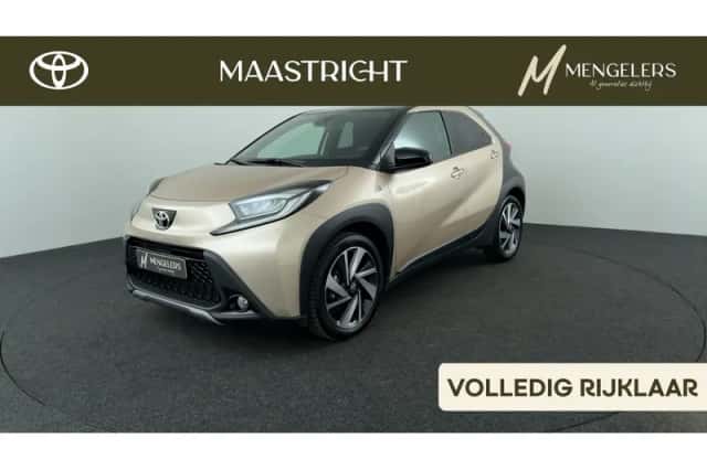 Toyota Aygo X (2024) thumbnail 1
