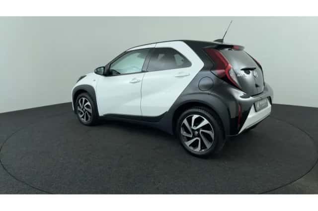 Toyota Aygo X (2023) thumbnail 3