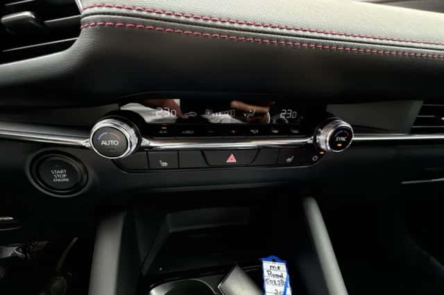 Mazda 3 (2025) thumbnail 19