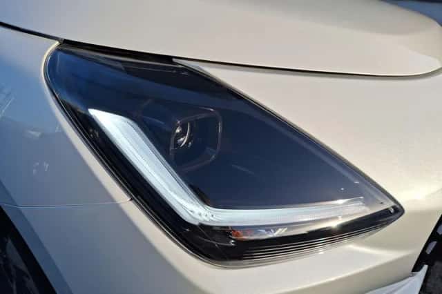 Suzuki Swift (2025) thumbnail 16