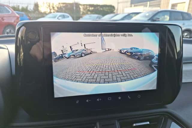 Suzuki Swift (2025) thumbnail 26